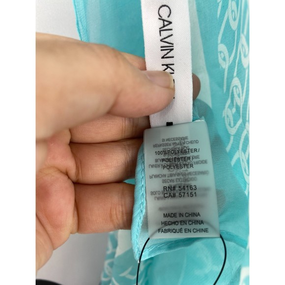 Calvin Klein NWT Chain Print Chiffon Oblong Scarf Border Aquatic Blue OS New - Picture 8 of 9